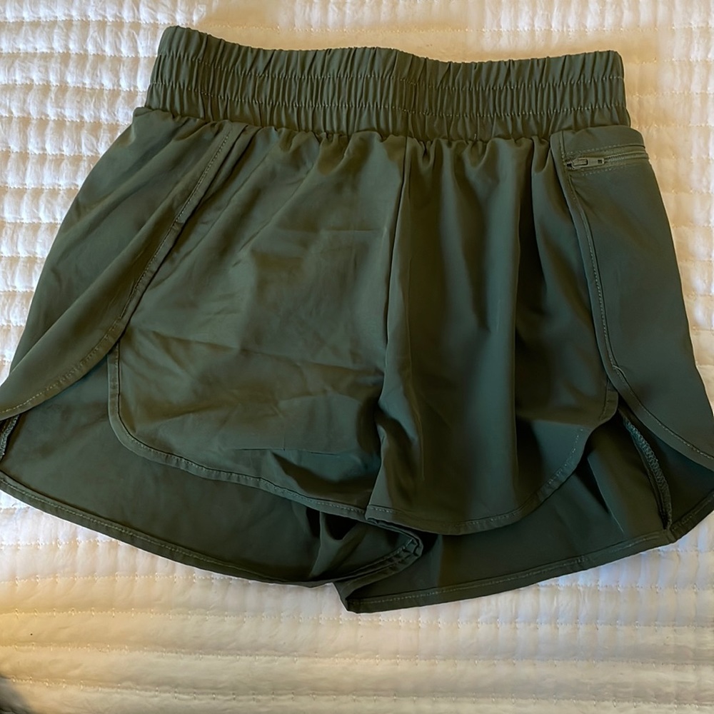 Blooming jelly shorts